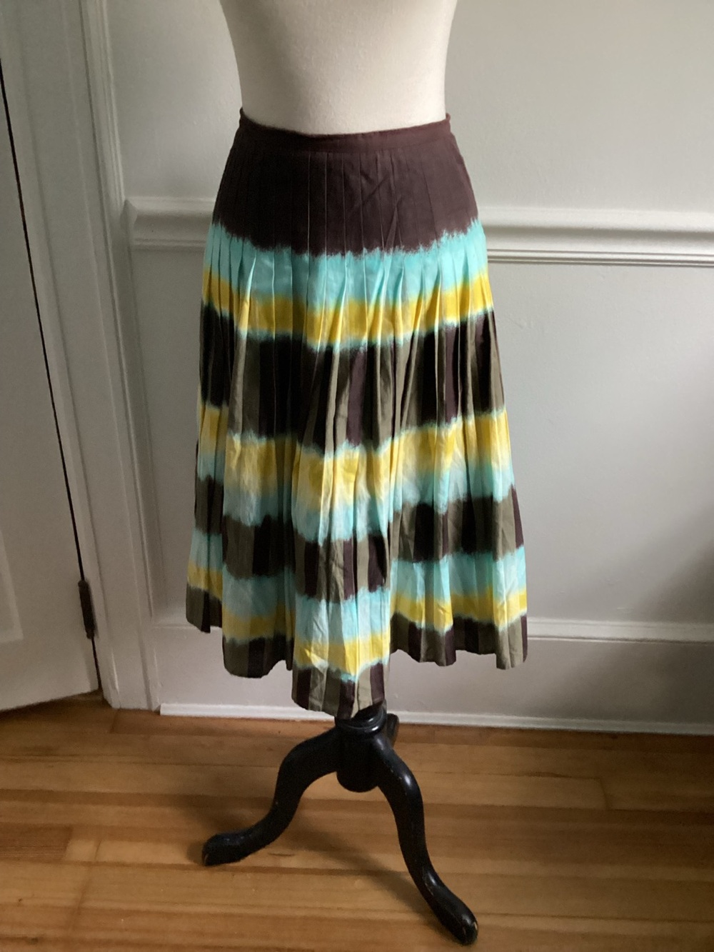 BCBGMaxAzria Brown, Aqua & Yellow Pleated Midi Skirt